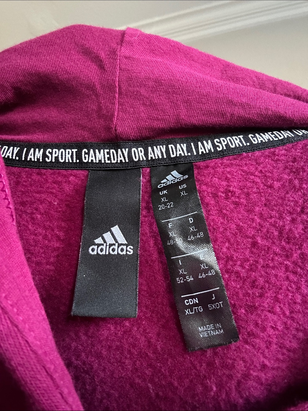 Women - Jackets & Coats subcategory identification